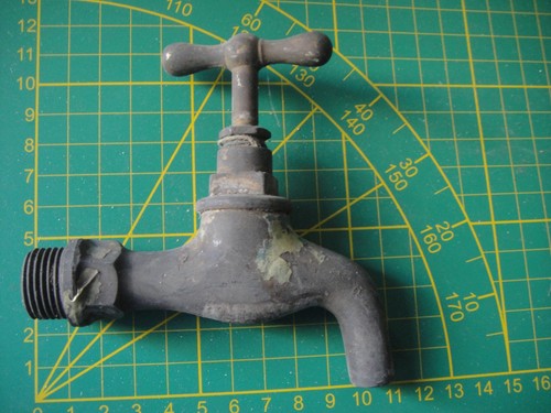 Wasserhahn alt auslaufhahn - wasserhahn,