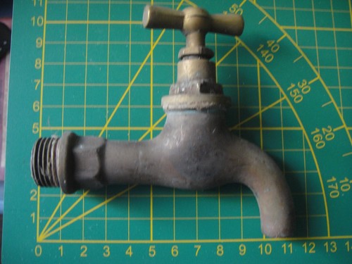 Alter wasserhahn auslaufhahn - alter,